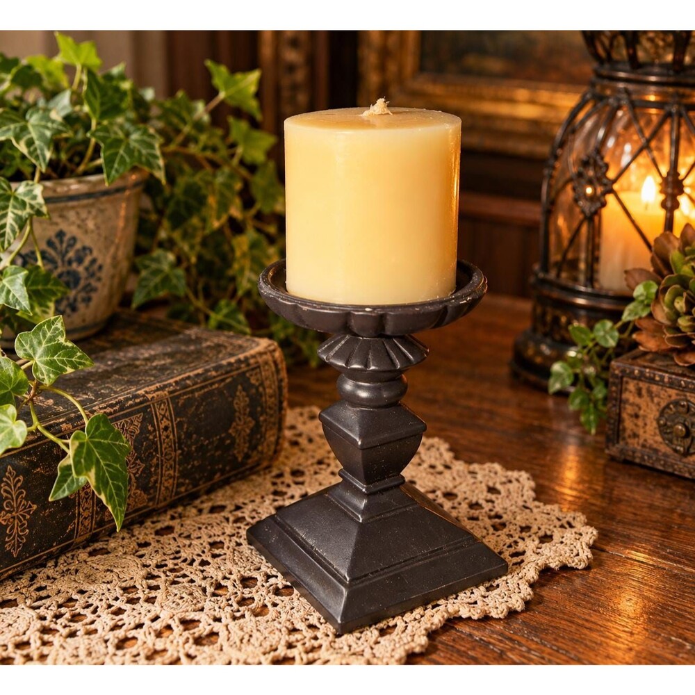 Vintage Style Candle Holder with Cream Pillar Candle